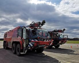 Training crashtenders brandweer Schiphol